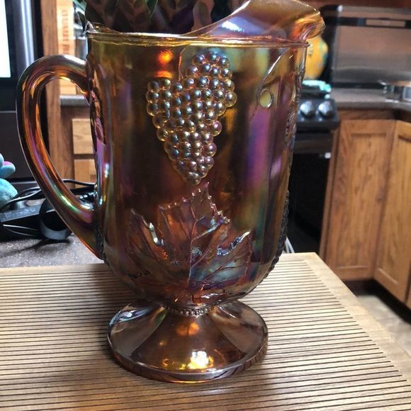 Indiana Carnival Glass Iridescent Gold Footed Pitcher Harvest Grape 64 oz - Picture 5 of 5